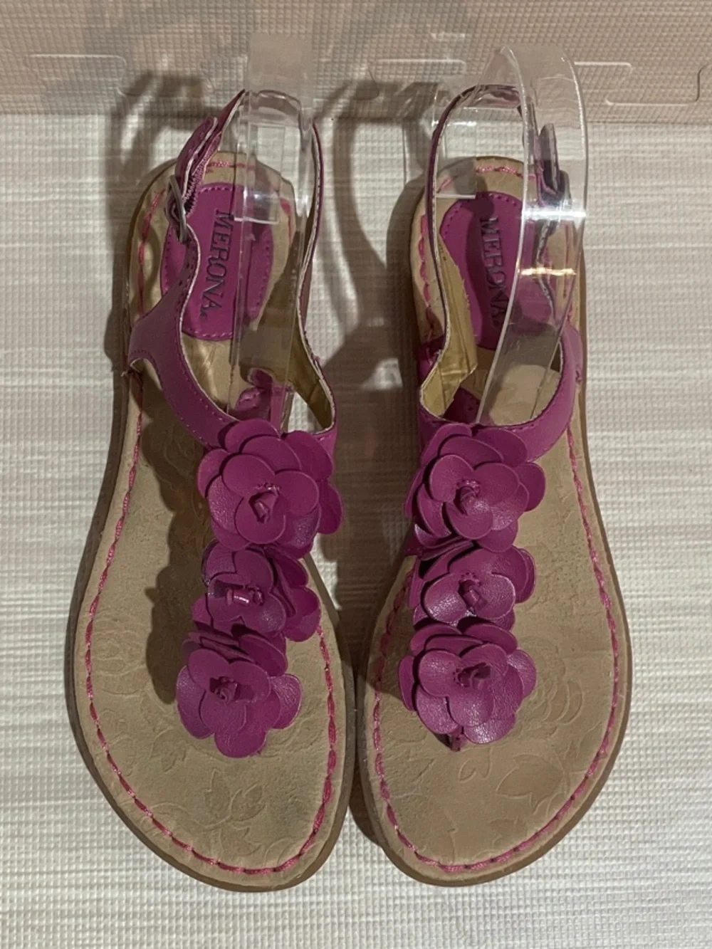 Merona Vegan Leather Fuschia Pink Floral T-Strap Sandals